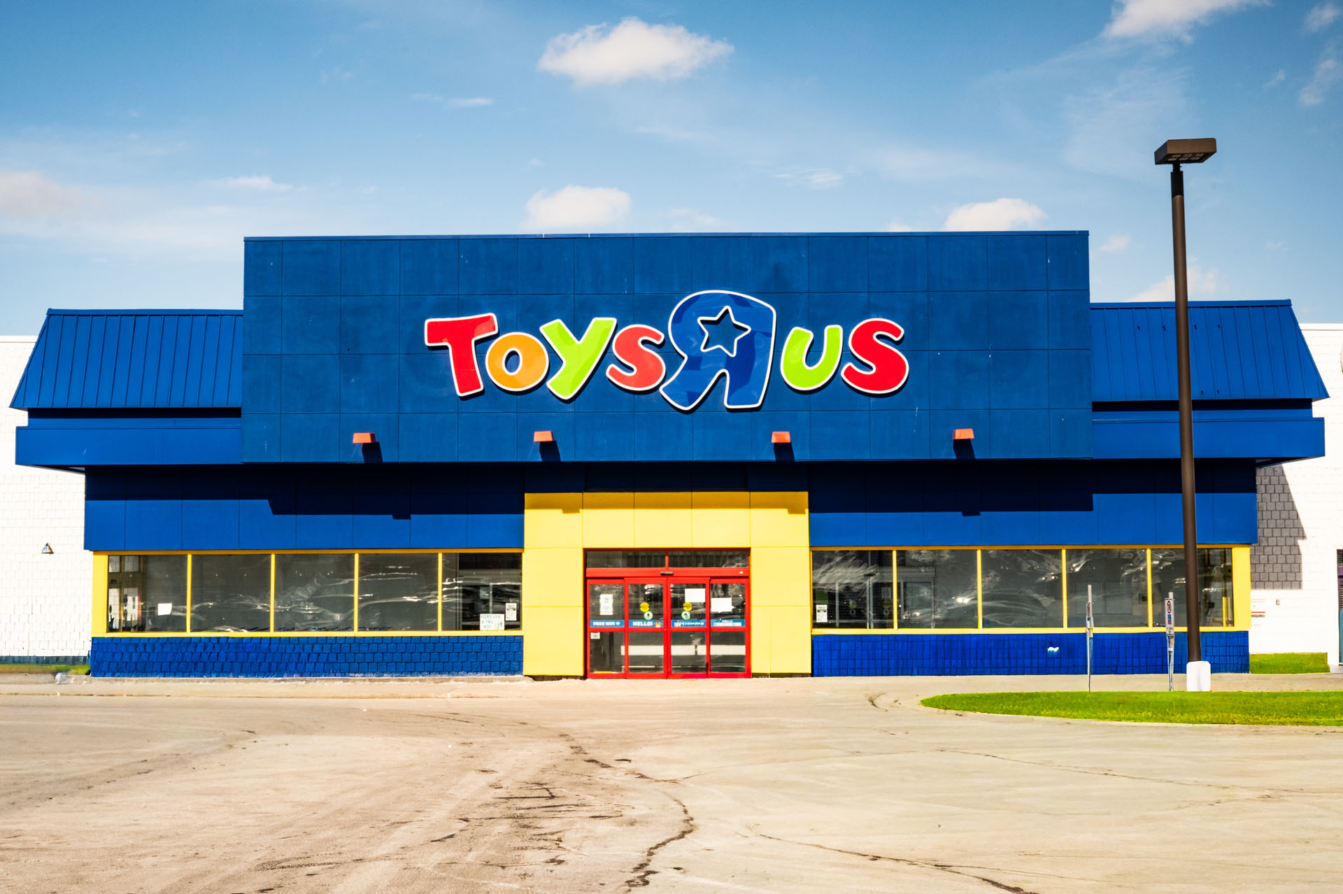 Shoes R Us Sign Toys R Us - JD Sign Group